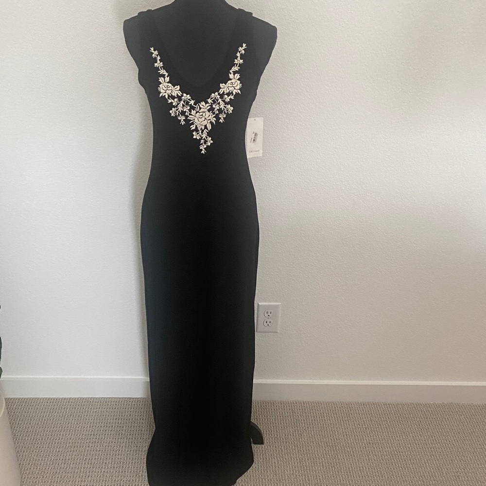 Elegant Black Evening Gown with Embellished Neckline